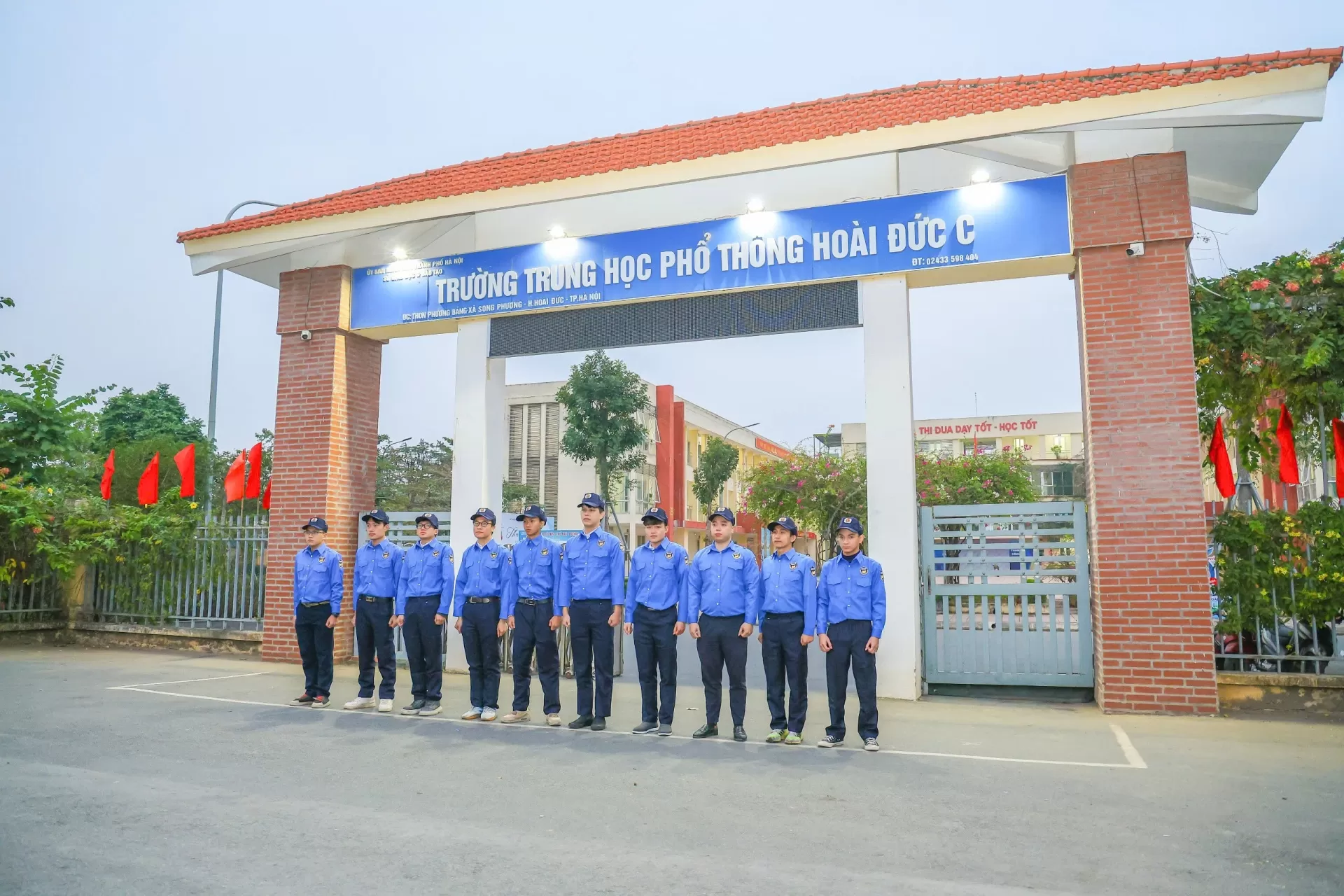 Dich vu bao ve cong ty truong hoc