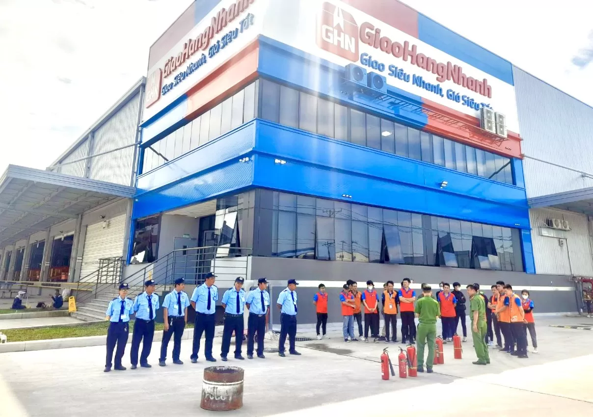 Nhân sự dịch vụ bảo vệ Sao Khuê được đào tạo bài bản